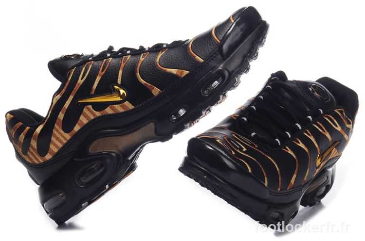 max tn chaussures retro paris new requin tn us10,eur44,uk9 boutique.JPG